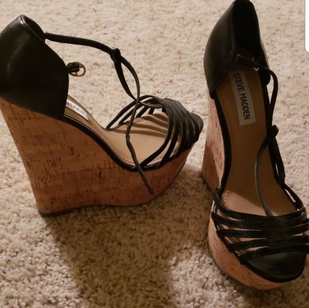 Steve Madden wedges